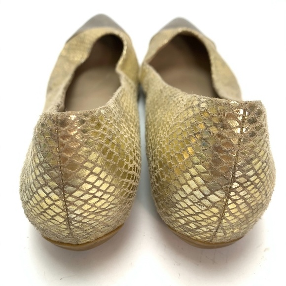 Kenneth Cole REACTION Gold Flats Slip On Shoes 7.5 - Picture 2 of 16